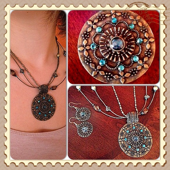 💕Beautiful Necklace💕