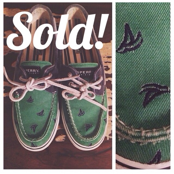 SPERRY's with sailboat design
