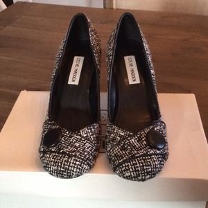 Steve Madden heels- like new!
