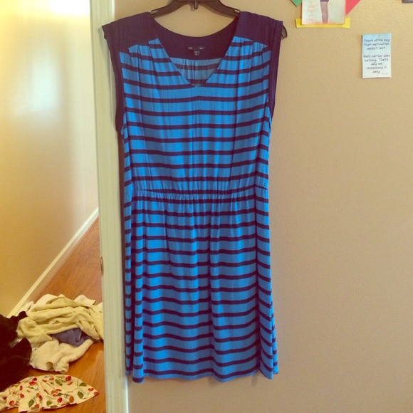 GAP Dresses & Skirts - Gap dress