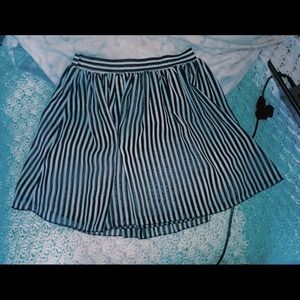 American Apparel Blk&Wht Striped Chiffon Skirt