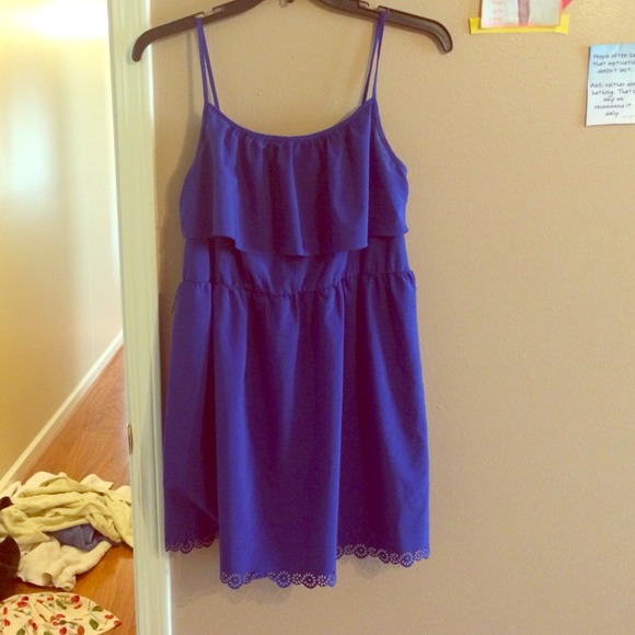 Dresses & Skirts - Blue ruffle dress