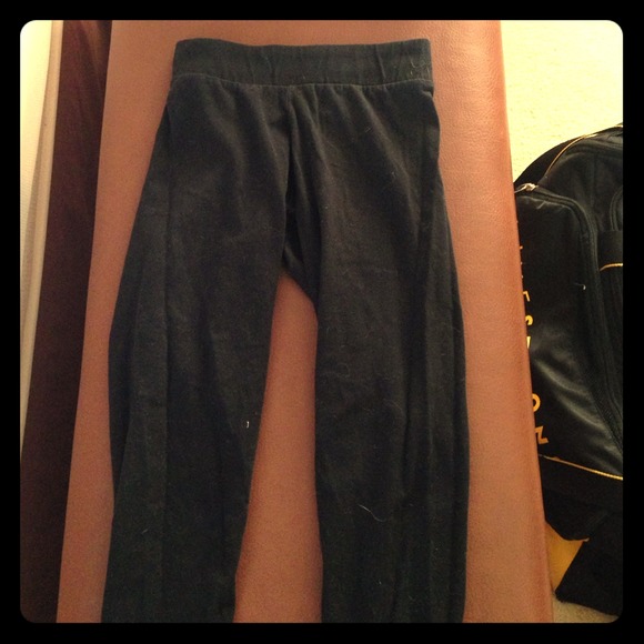 Mossimo Capri yoga pants