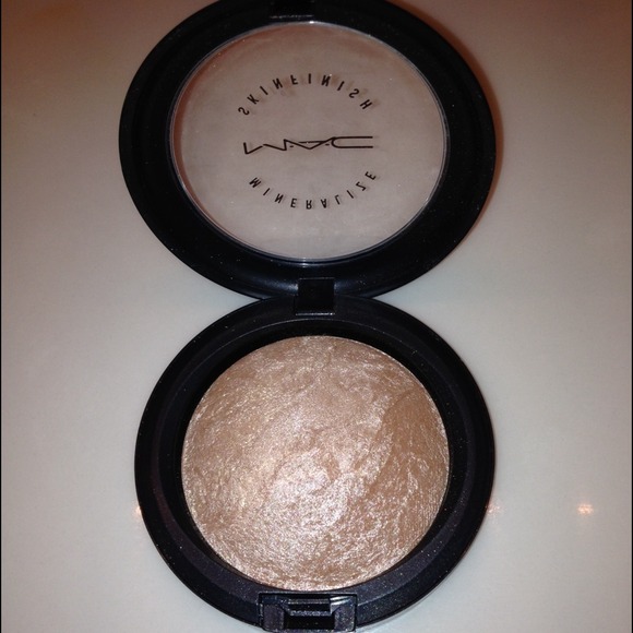 🚫SOLD🚫Mac soft and gentle MSF BN
