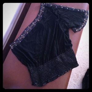 Black one shoulder shirt