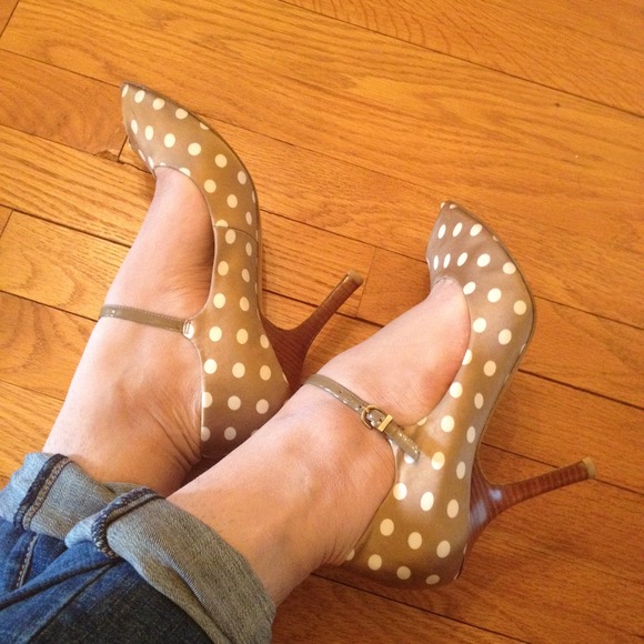 Nine West Tan and white polka dot peep-toe pumps