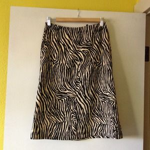 Betsy Johnson animal print skirt