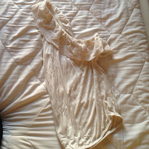 White one shoulder with lace