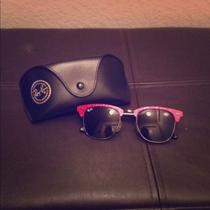 Red Ray Bans "Clubmaster" sunglasses