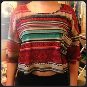Crop top with pocket size small