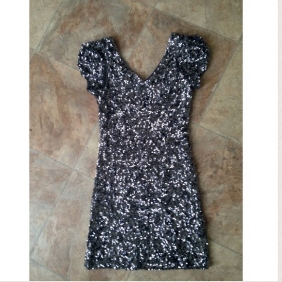 Sparkly silver and grey dress ✨👗 - Picture 1 of 3