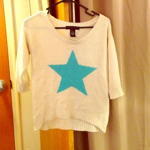 Sweater with aqua star