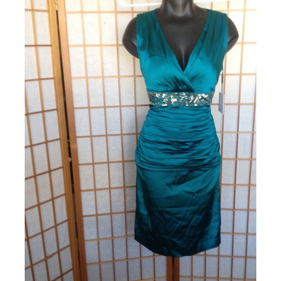 🎉HOST PICK🎉Calvin Klein teal knee length dress