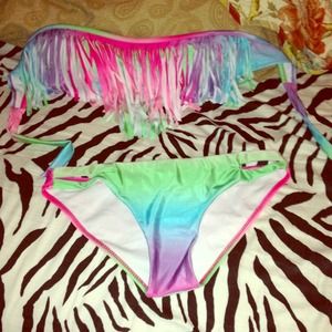 Fringe bikini never worn! 💗 🎀RESERVED🎀