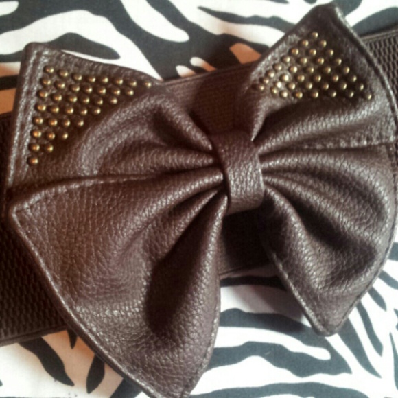 Cute Brown Bow Belt - Picture 4 of 4