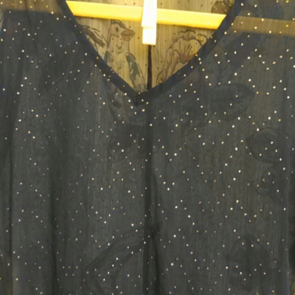 Sheer top! - Picture 2 of 3