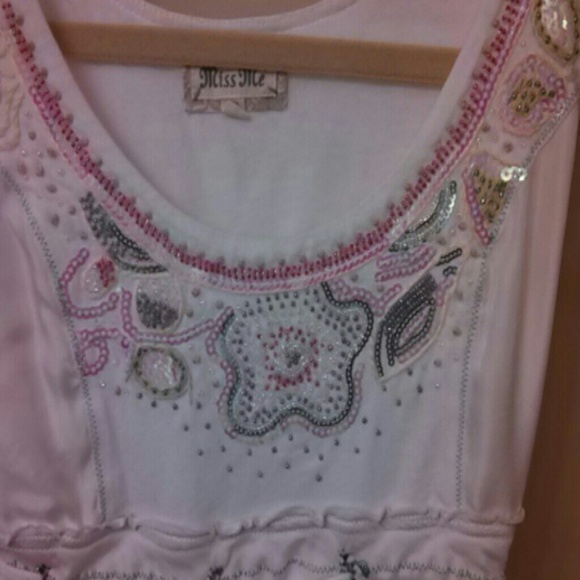 Miss Me boutique top💞 - Picture 2 of 3