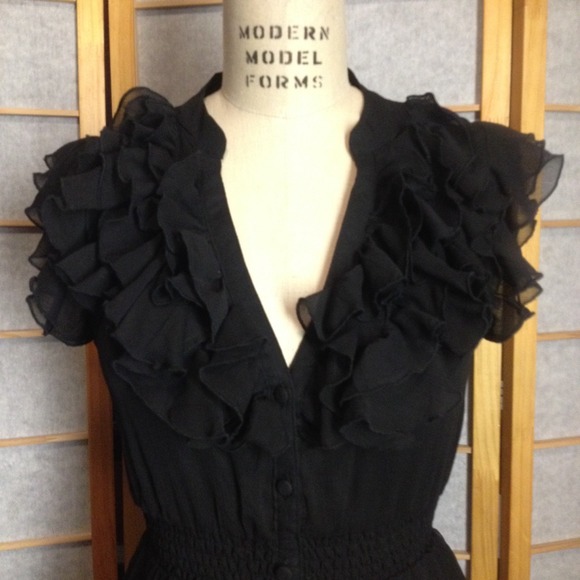 H&M Sheer Ruffled Top - Black - Picture 2 of 4