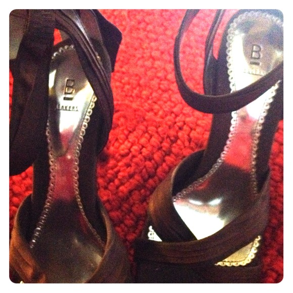 Bakers satin bow shoe