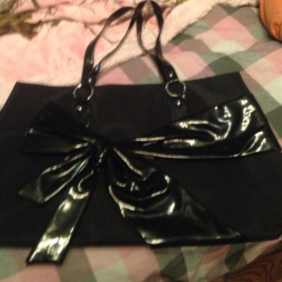 Black handbag/tote