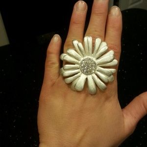 Flower ring