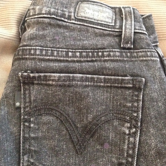 LEVI'S - Picture 2 of 4