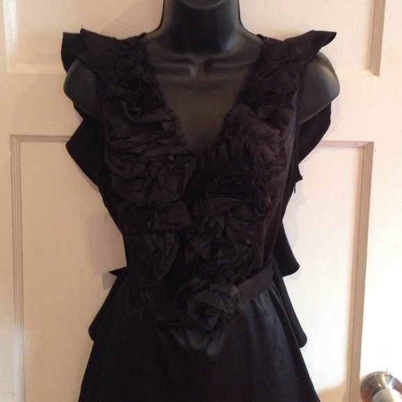 Beautiful LBD cocktail dress - Picture 2 of 3