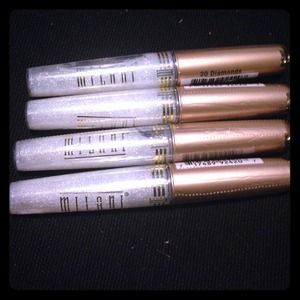 2 Milani lipgloss in the color diamonds