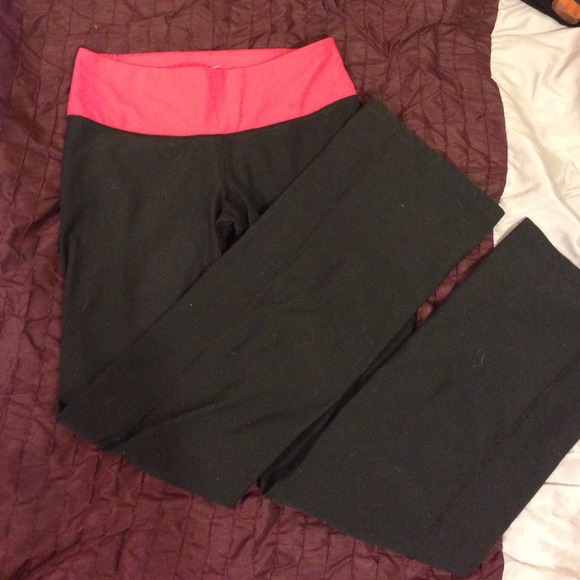 Nike Pants - ✌️TRADED✌️Nike Yoga Pants