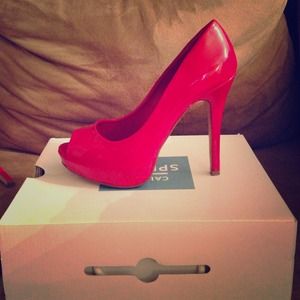 Red pumps from call it spring