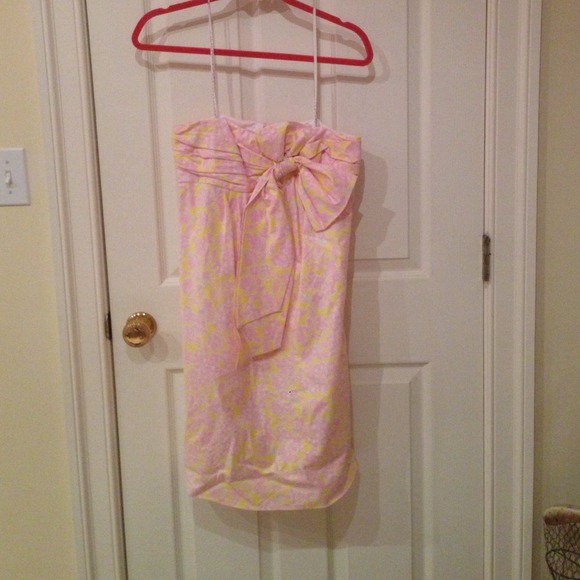 Lilly Pulitzer strapless dress.