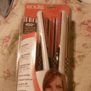 *NEW* Andis Flat Iron
