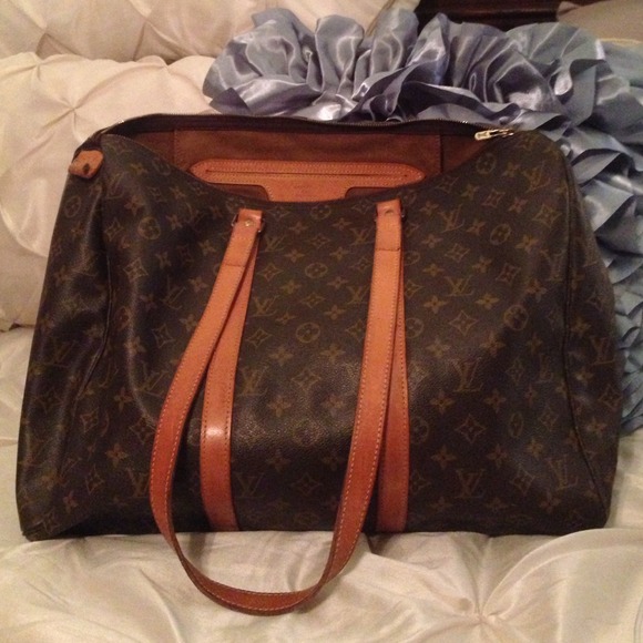Louis Vuitton Tote