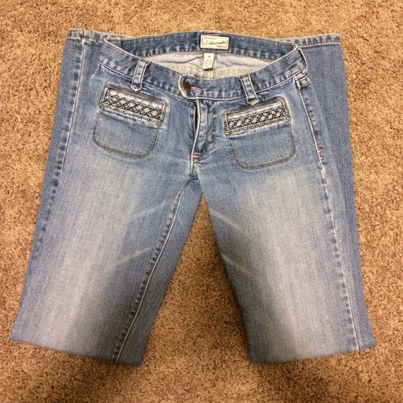 Abercrombie foot cut jeans