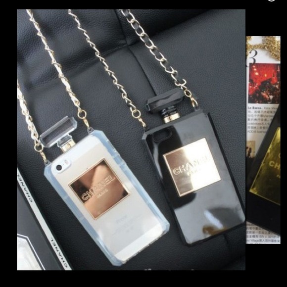Chanel iPhone 5/5s Soft Case w Chain