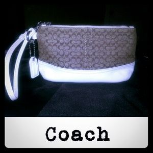 ****SOLD****Coach Signature Wristlet