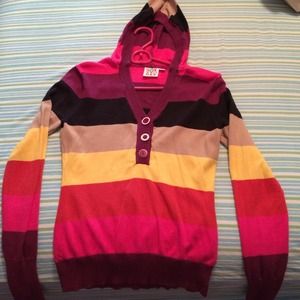 Roxy sweater