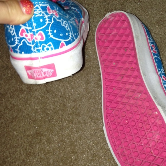 Hello Kitty Vans - Picture 3 of 3