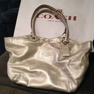 ⬇️ REDUCED! Authentic Coach Bag