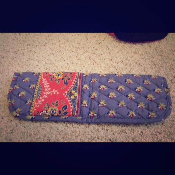 Vera Bradley straightener holder