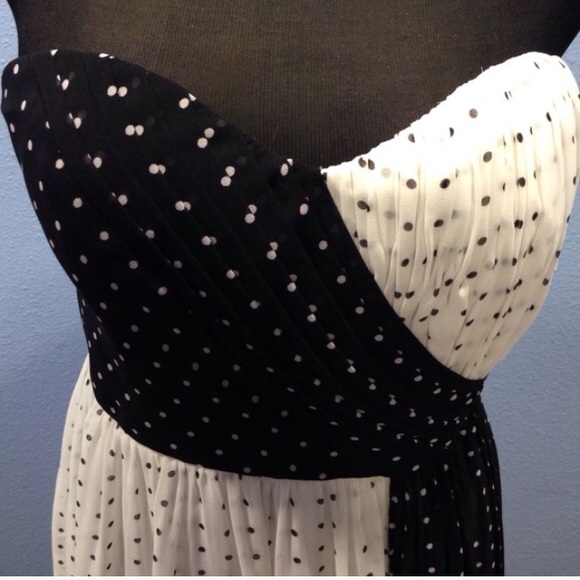 NWT DONNA MORGAN b&w polka dotted strapless dress - Picture 3 of 4