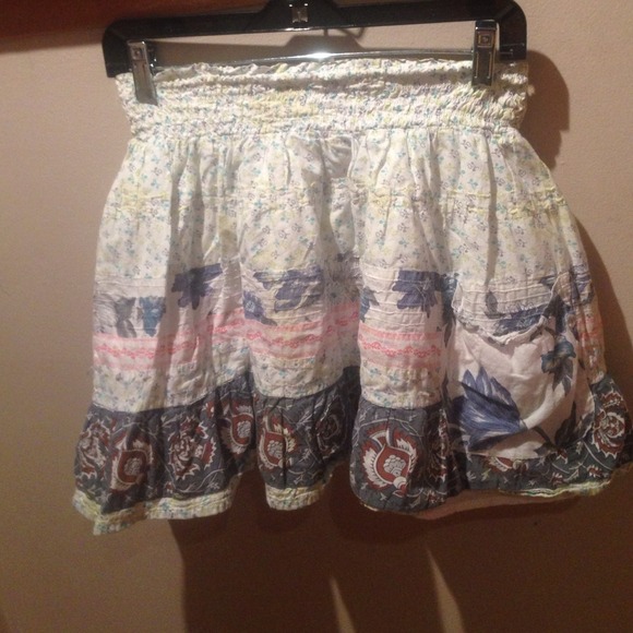 Beach skirt