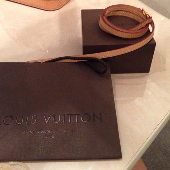 Sold! - Picture 3 of 3