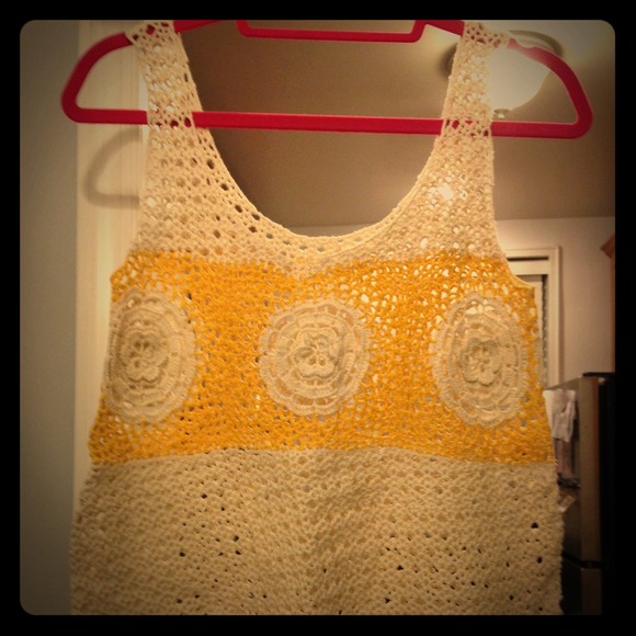 3-d flower crochet top