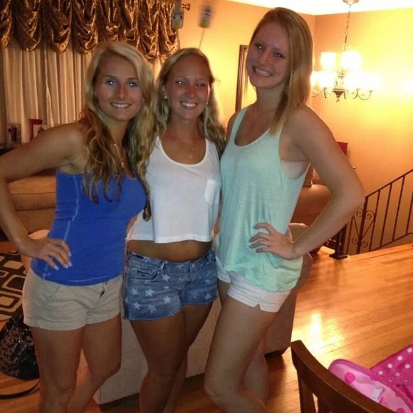 Meet your seller ! - Picture 2 of 4