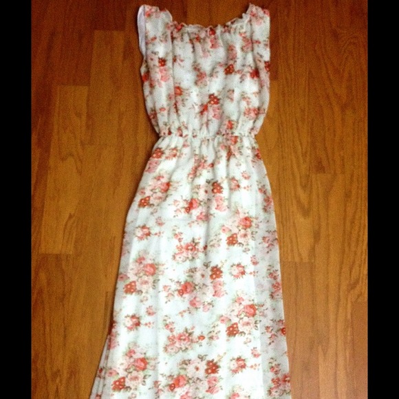 Floral maxi dress