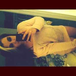 Baby pink sweater 💕