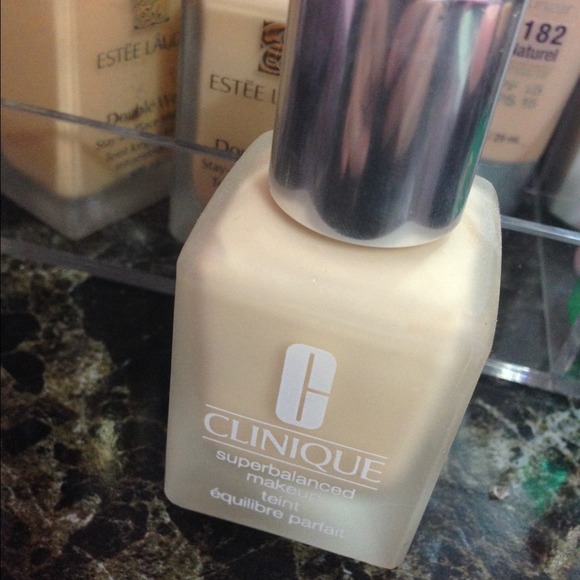 Clinique Foundation