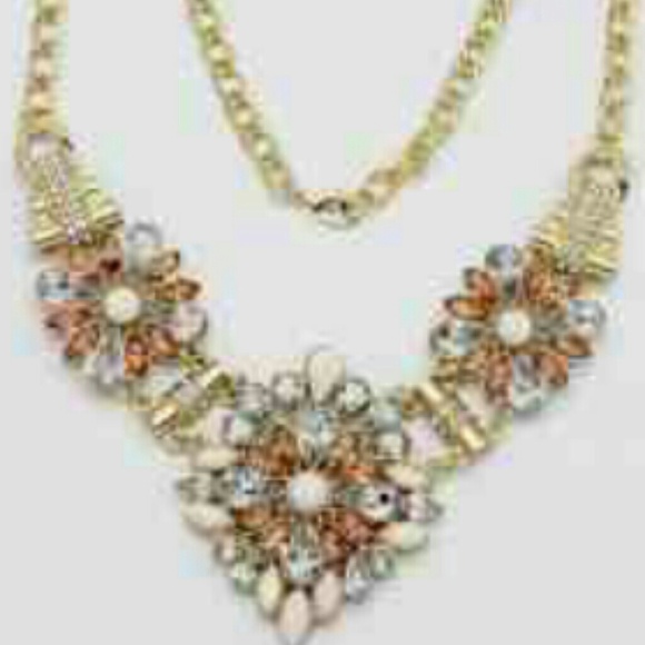 Gold stone necklace - Picture 1 of 1