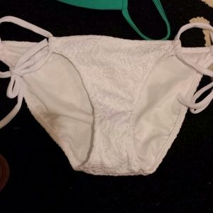 NWT adorable VS lace bikini bottoms